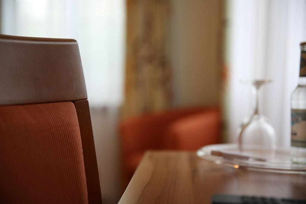 Landhotel Villa Moritz Garni Oberahr Rum bild
