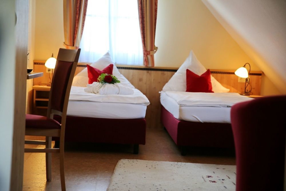 Landhotel Villa Moritz Garni Oberahr Exteriör bild