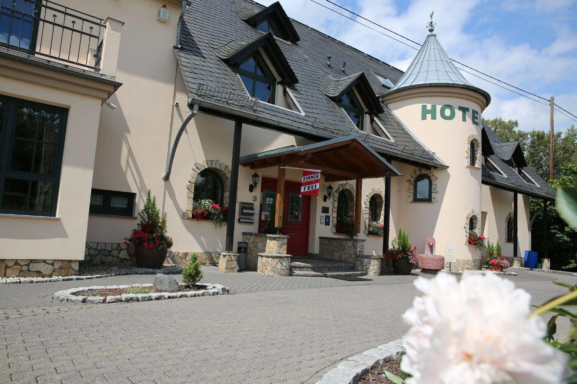 Landhotel Villa Moritz Garni Oberahr Exteriör bild